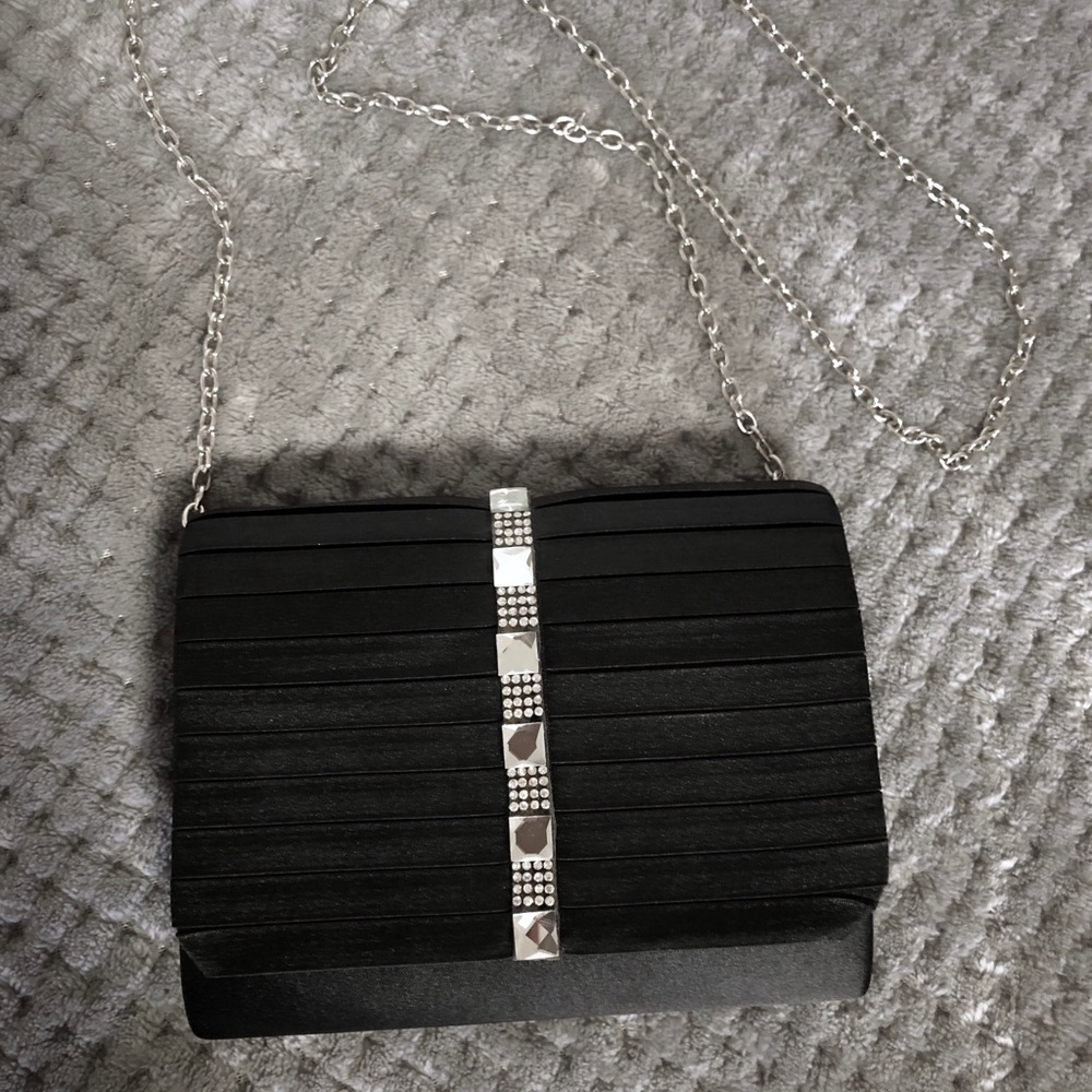 Little Black Bag✨
